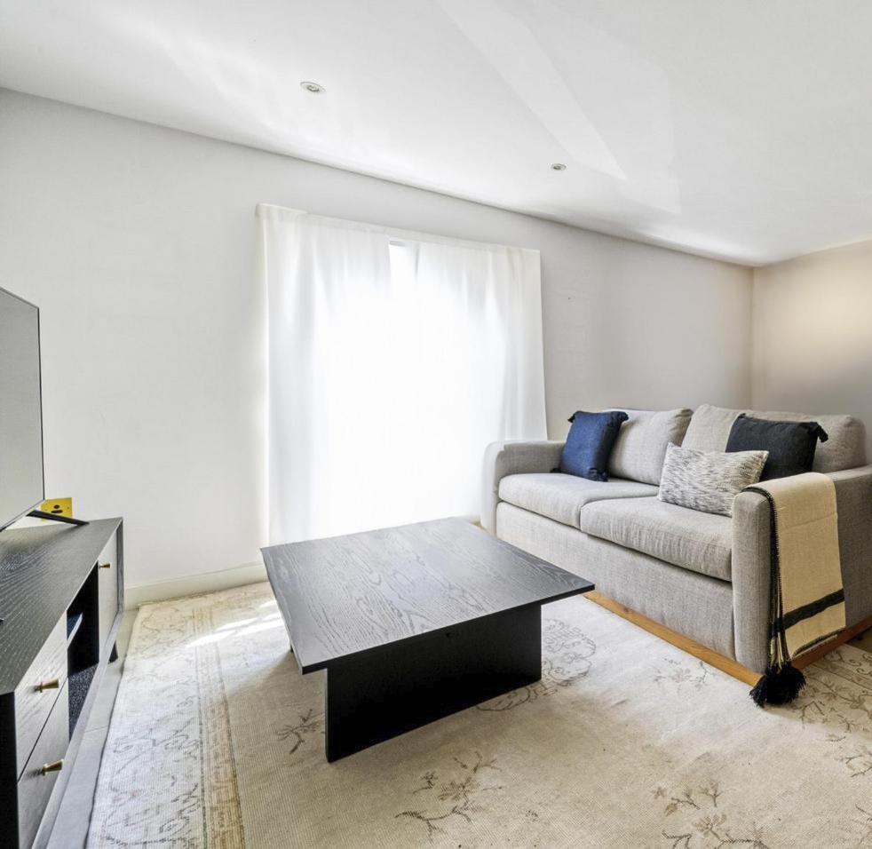 Chic 2 Bedrooms In Soho Appartamento *